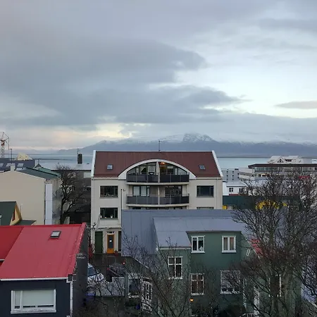 Апартаменты Reykjavik Rental Apartments *